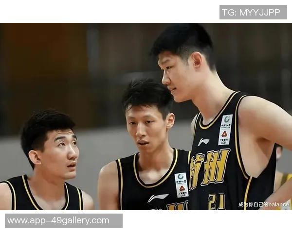 CBA精彩对决青岛队迎战浙江队双方全力争夺季后赛名额