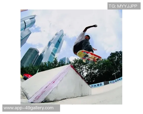 广州飞盘队在世界滑板锦标赛中的灵活性表现引发热议与关注